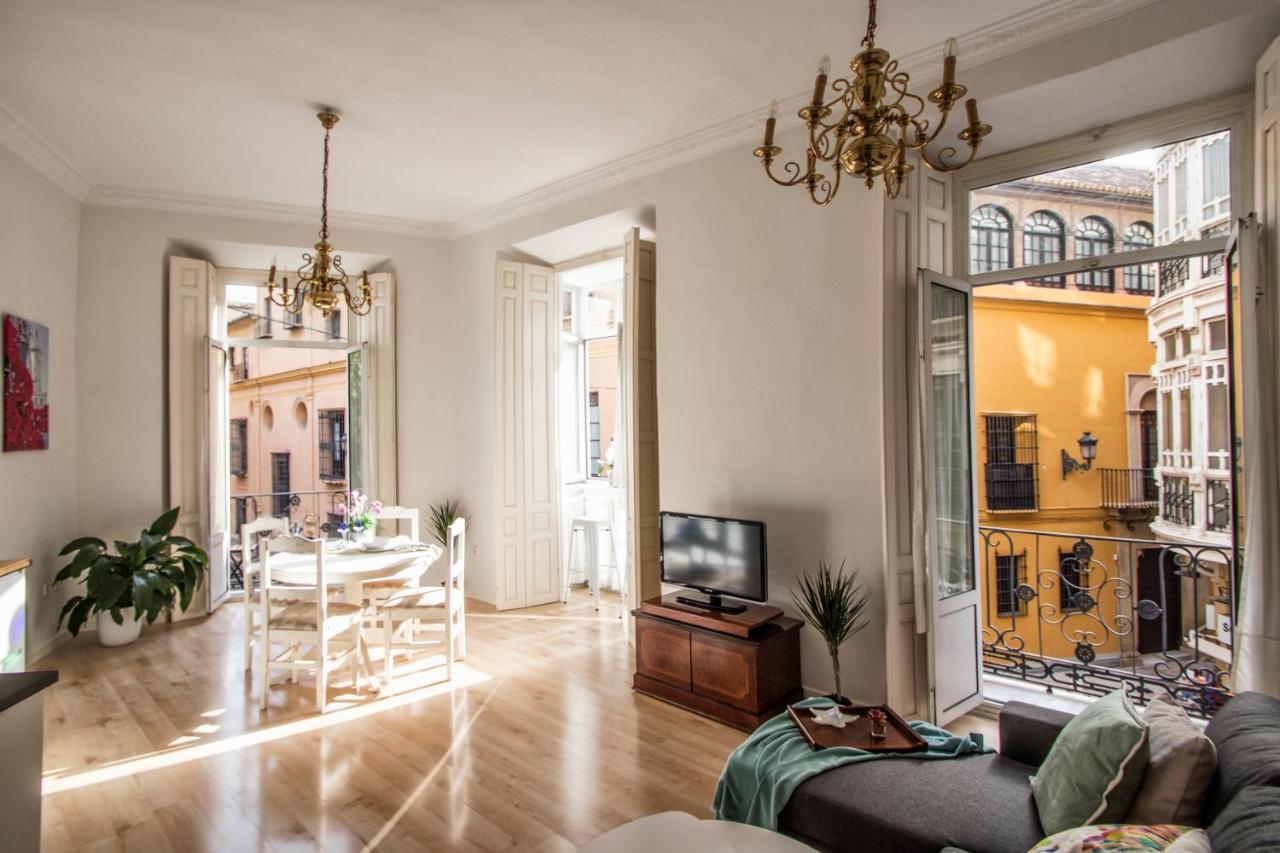 Luminoso Apartamento De Dos Habitaciones Con Vistas A Las Catedral マラガ エクステリア 写真