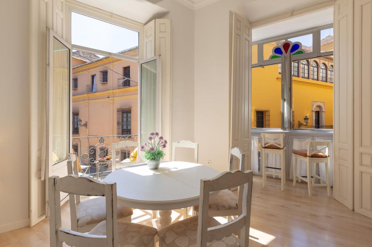 Luminoso Apartamento De Dos Habitaciones Con Vistas A Las Catedral マラガ エクステリア 写真