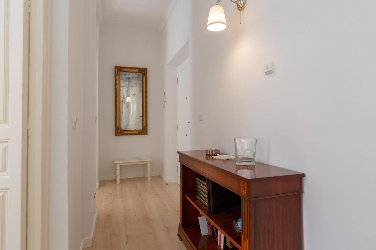 Luminoso Apartamento De Dos Habitaciones Con Vistas A Las Catedral マラガ エクステリア 写真